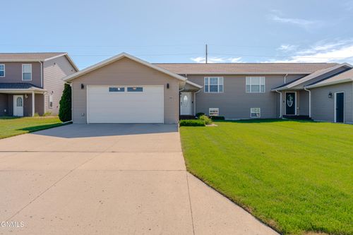 3025 Mccurry Way, Lincoln, ND, 58504 | Card Image