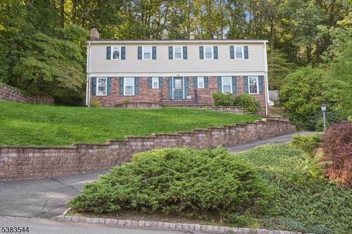 93 Ormont Rd, Chatham Twp, NJ, 07928-1022 | Card Image