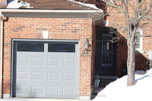 24-2 Mary Gapper Cres, Richmond Hill, ON, L4C0J4 | Card Image