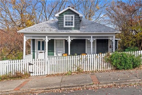 415 S Poplar St, Winston-Salem, NC, 27101-5236 | Card Image