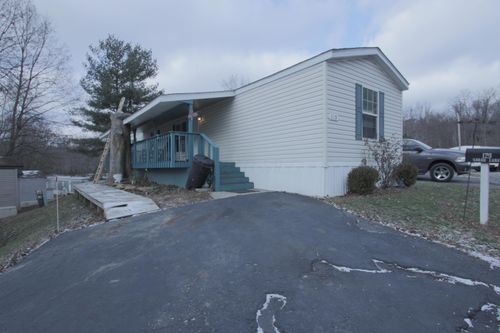 129 Sarah Ln, Reynoldsburg, OH, 43068-1228 | Card Image