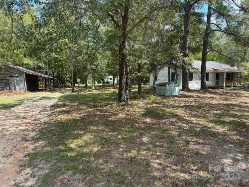 28 Bywood Dr, Bethune, SC, 29009-9584 | Card Image