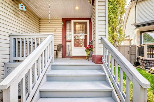 220 Shawbrooke Manor Sw, Calgary, AB, T2Y3L7 | Card Image