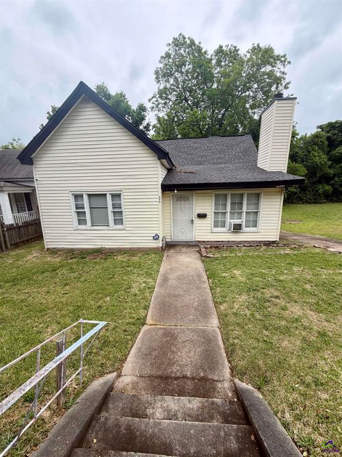 666 Woolfolk St, Macon, GA, 31217-3773 | Card Image