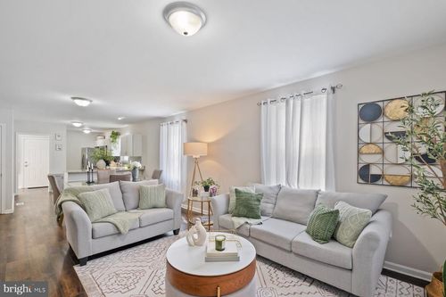 6401 Halleck St, DISTRICT HEIGHTS, MD, 20747-4912 | Card Image