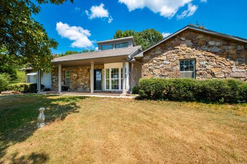 8222 Ridge Rd, Malvern, AR, 72104-7042 | Card Image