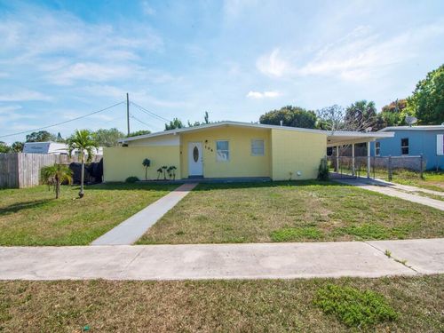 104 Se El Sito Ct, Port St. Lucie, FL, 34983-8418 | Card Image