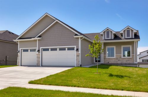 3605 Ne 12th Street Pl, Ankeny, IA, 50021 | Card Image