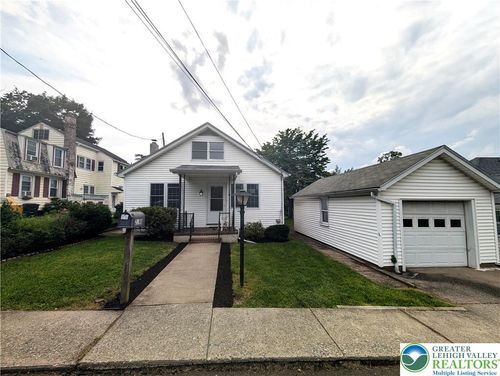 2198 Focht Ave, BETHLEHEM, PA, 18015-4708 | Card Image