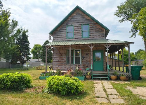 217 Ives St, Buxton, ND, 58218-4013 | Card Image