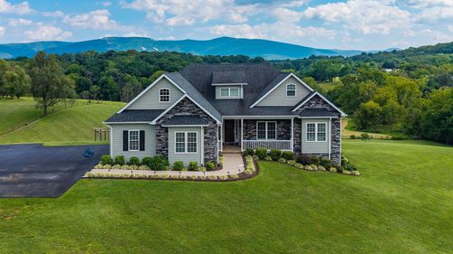 65 Indian Ridge Rd, GREENVILLE, VA, 24440-1753 | Card Image