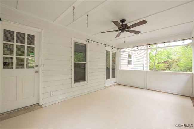 Screened in porch | Image 18