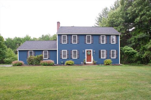 13 King Philip Path, Mendon, MA, 01756-1363 | Card Image