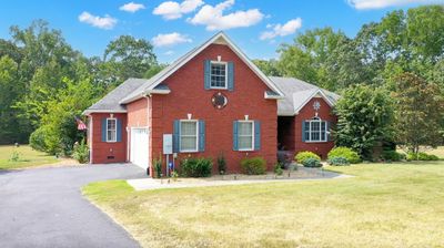 2828 Bains Rd, House other with 3 bedrooms, 2 bathrooms and 2 parking in Hillsboro TN | Image 1