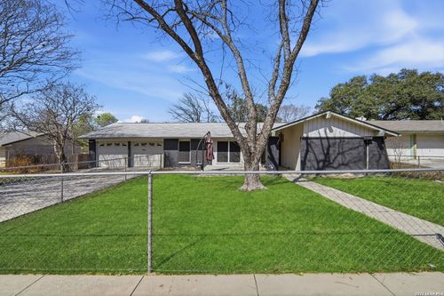 7115 Forest Brk, San Antonio, TX, 78240-3204 | Card Image