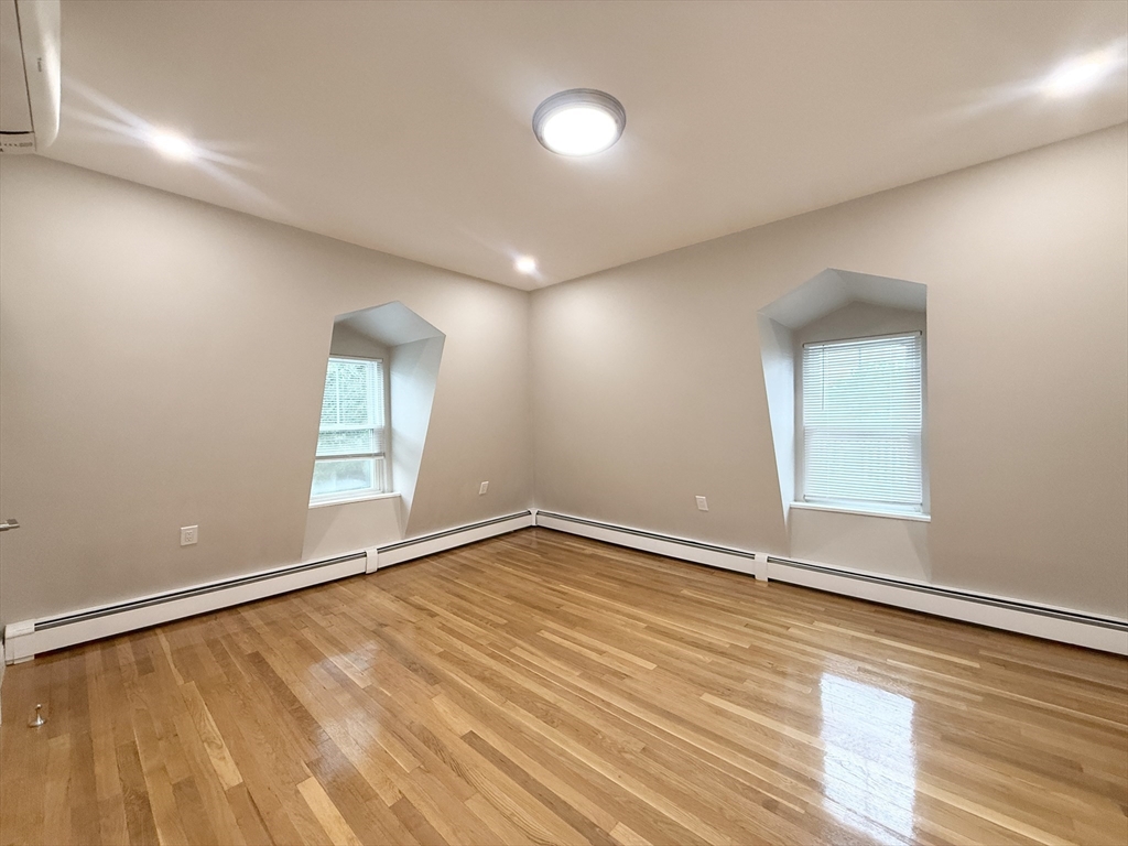 Residential Lease in Newton 4