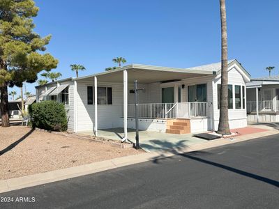 955 S Nickel Drive, House other with 1 bedrooms, 2 bathrooms and null parking in Apache Junction AZ | Image 1