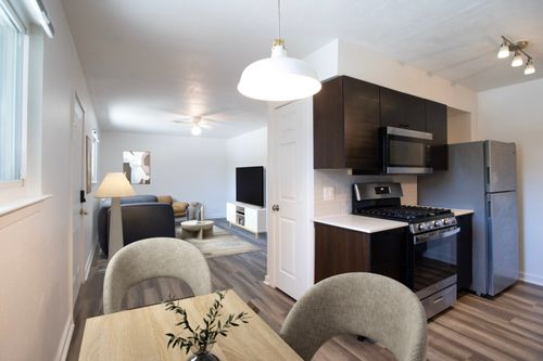 apt-202-7945 Gault St, Austin, TX, 78757-8406 | Card Image