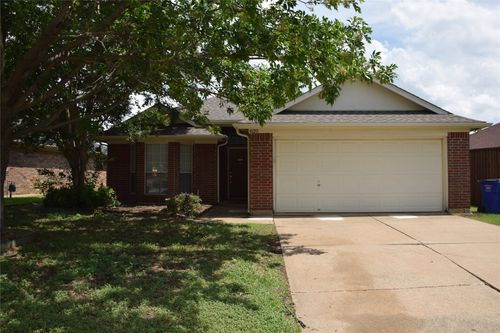 620 Joy Ln, Mansfield, TX, 76063-7664 | Card Image