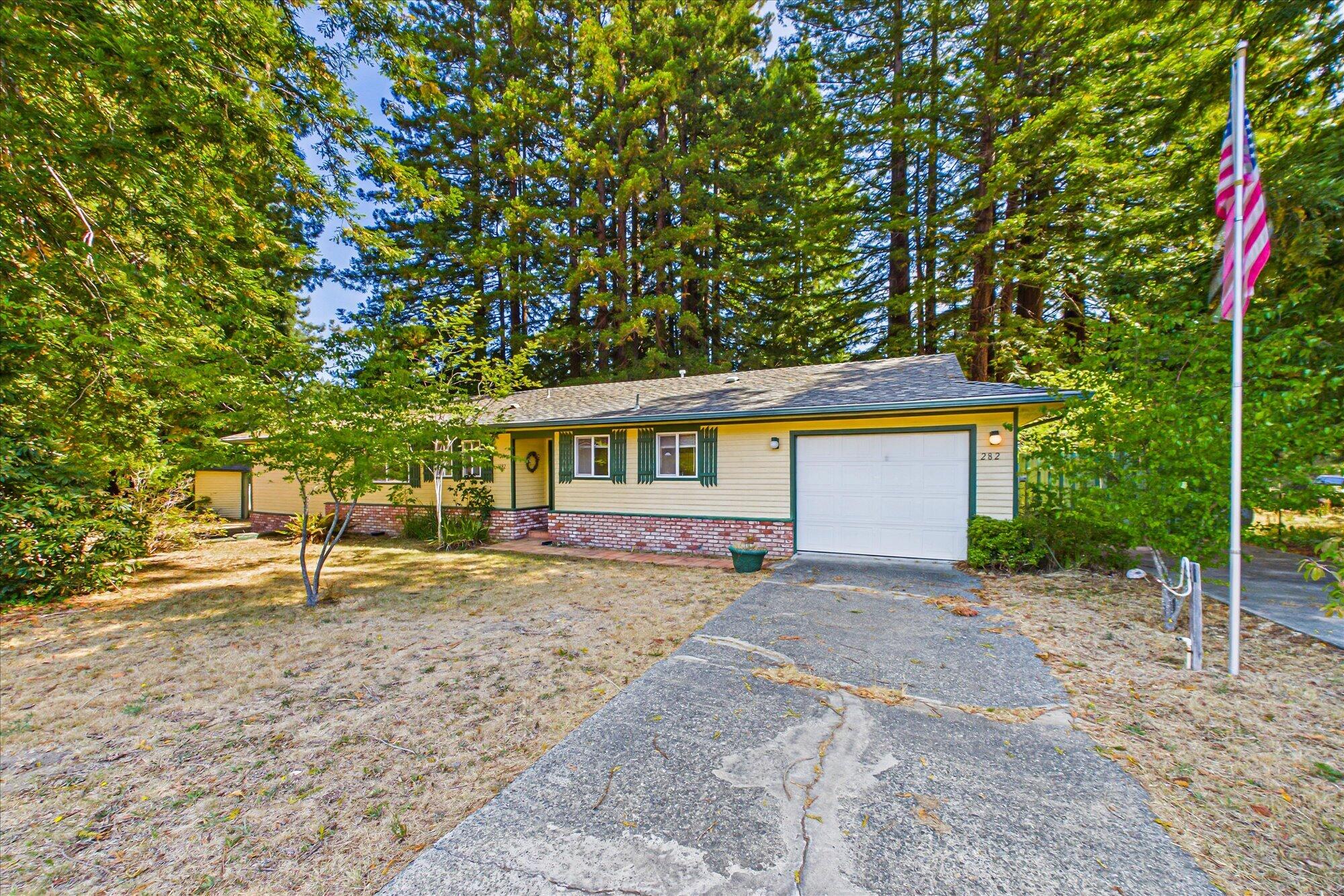 Residential in Redcrest 2