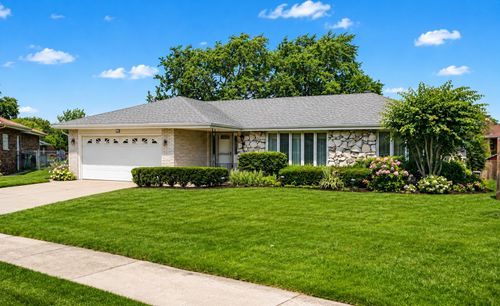 7758 Sequoia Ct, Orland Park, IL, 60462-4240 | Card Image