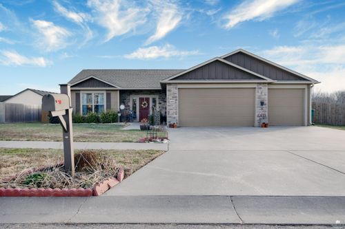 103 Bob White Cir, Riley, KS, 66531-6000 | Card Image