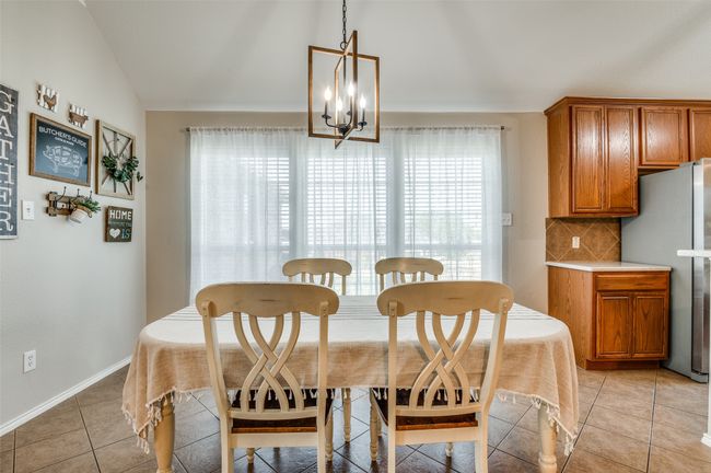 1730 Vista Ridge Dr W, House other with 3 bedrooms, 2 bathrooms and null parking in Midlothian TX | Image 4