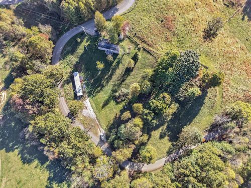 3232 Morning Star Circle, Lebanon, VA, 24266 | Card Image