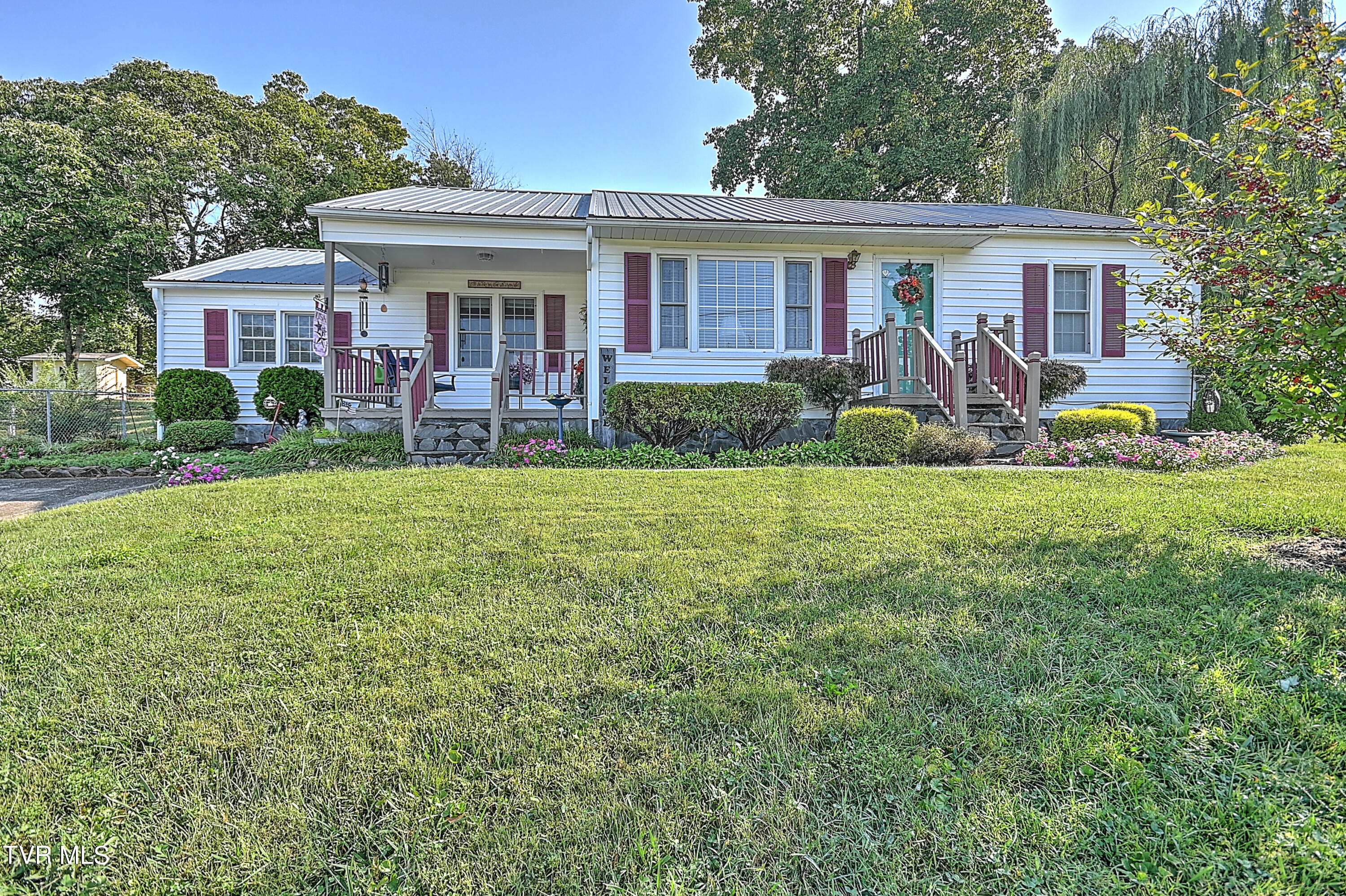 Jennifer St, Greeneville, TN 37745