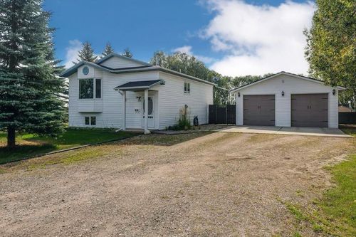 1941 8 Ave, Spruce View, AB, T0M1V0 | Card Image