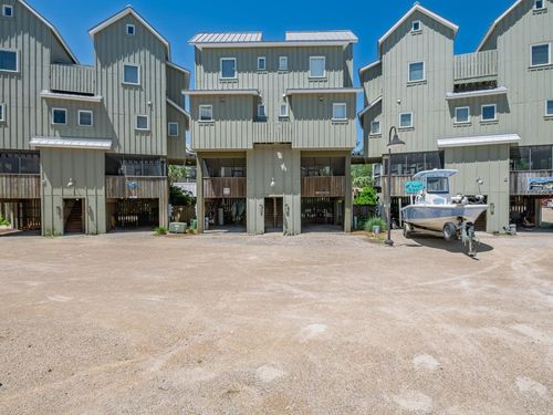 369 Pirates Landing Dr, Carrabelle, FL, 32322 | Card Image