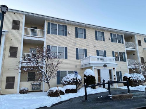 unit-160-14 Crestview Cir, Londonderry, NH, 03053-2488 | Card Image