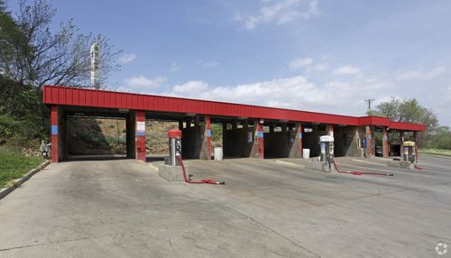 5151 Brentwood Stair Rd, Fort Worth, TX, 76112-2809 | Card Image