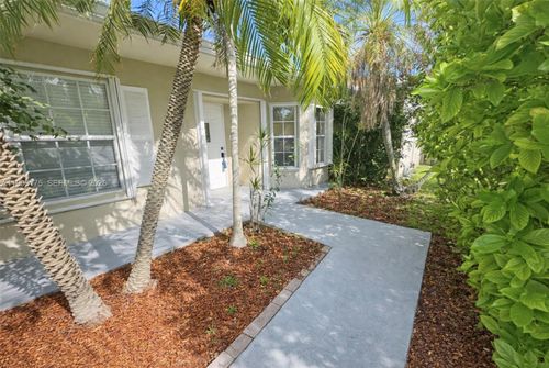 12695 Sw 144th Ter, Miami, FL, 33186-5991 | Card Image