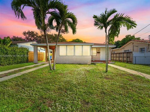 515-515 Sw 63rd Ave, Miami, FL, 33144-3846 | Card Image