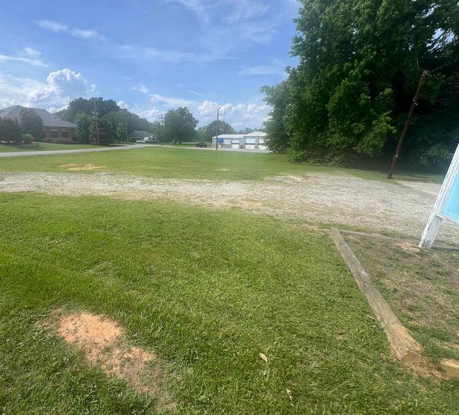600 N Main St, Home with 0 bedrooms, 0 bathrooms and null parking in Honea Path SC | Image 4
