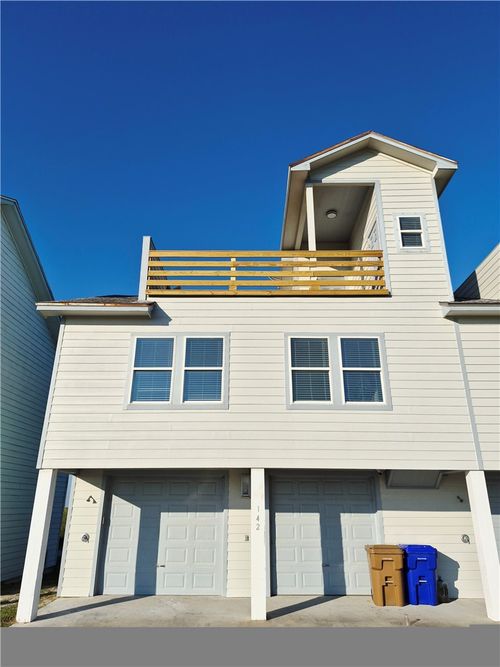 142 W Palm Beach Rd, Port Aransas, TX, 78373 | Card Image
