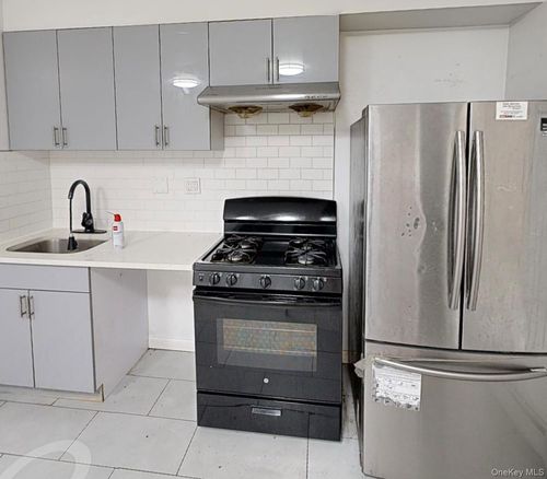 50 46th St, Woodside, NY, 11377 | Card Image