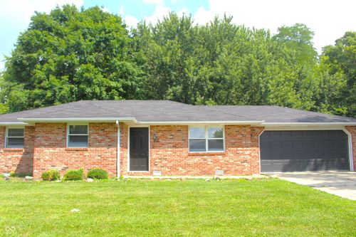 310 Stoner Dr, Anderson, IN, 46013-3752 | Card Image