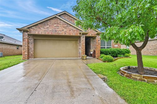 1512 Greenbrier Dr, Van Alstyne, TX, 75495-7079 | Card Image