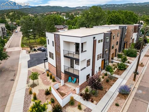 101 Beckers Ln, Manitou Springs, CO, 80829-2442 | Card Image