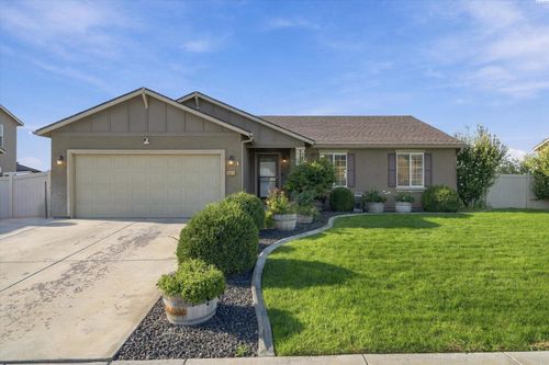 5814 Belmont Dr, Pasco, WA, 99301-6030 | Card Image