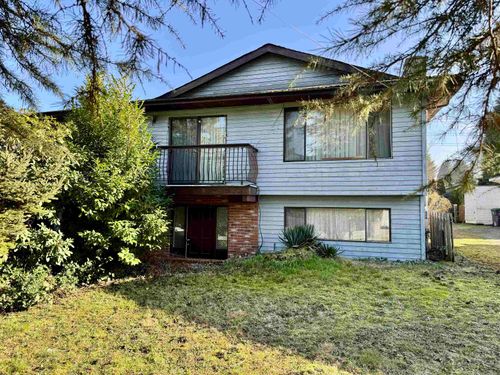 14222 Grosvenor Rd, Surrey, BC, V3R5H2 | Card Image