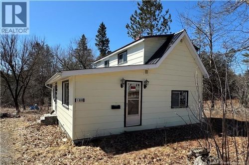 188 Union St, St. Stephen, NB, E3L1W1 | Card Image