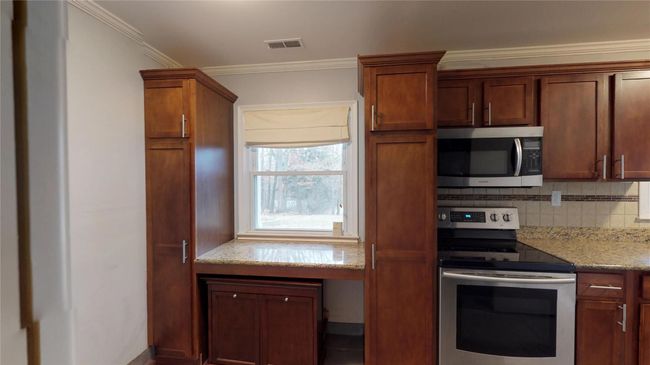 2415 E Hammond Lake Dr, House other with 5 bedrooms, 2 bathrooms and null parking in Bloomfield Hills MI | Image 19