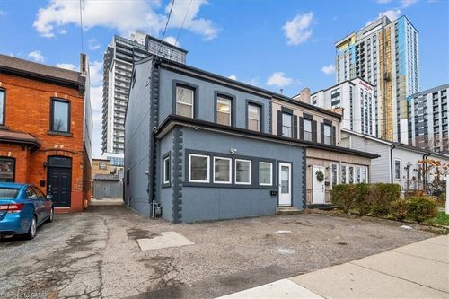 183 Market St, Hamilton, ON, L8R1P1 | Card Image