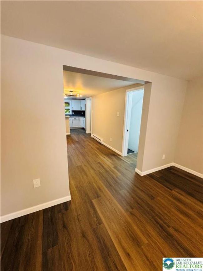 332 W Patterson St, House other with 3 bedrooms, 1 bathrooms and null parking in Lansford PA | Image 8