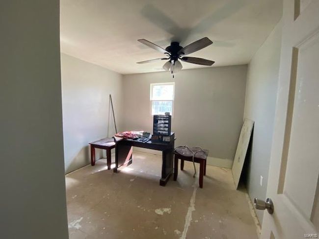 245 S 7 Th St, House other with 3 bedrooms, 1 bathrooms and 1 parking in Nokomis IL | Image 16