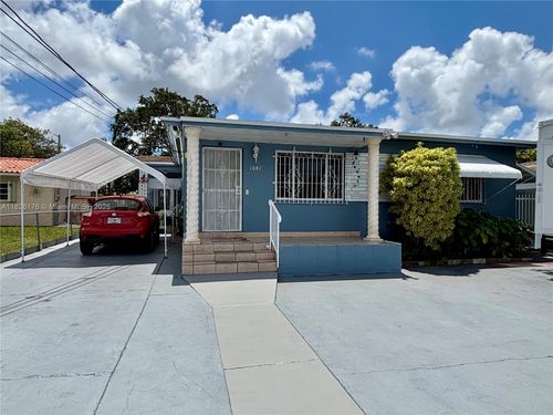 1041 Nw 33rd Ave, Miami, FL, 33125-3945 | Card Image