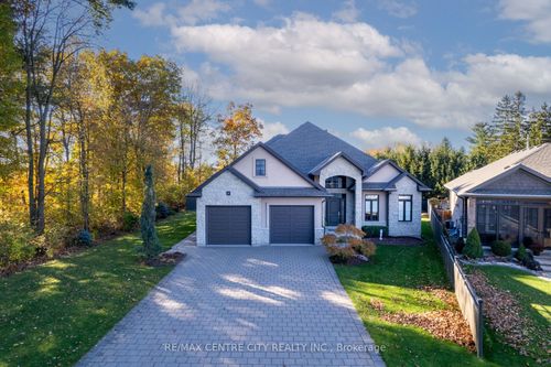 7 Drake Crt, Strathroy, ON, N7G0E1 | Card Image